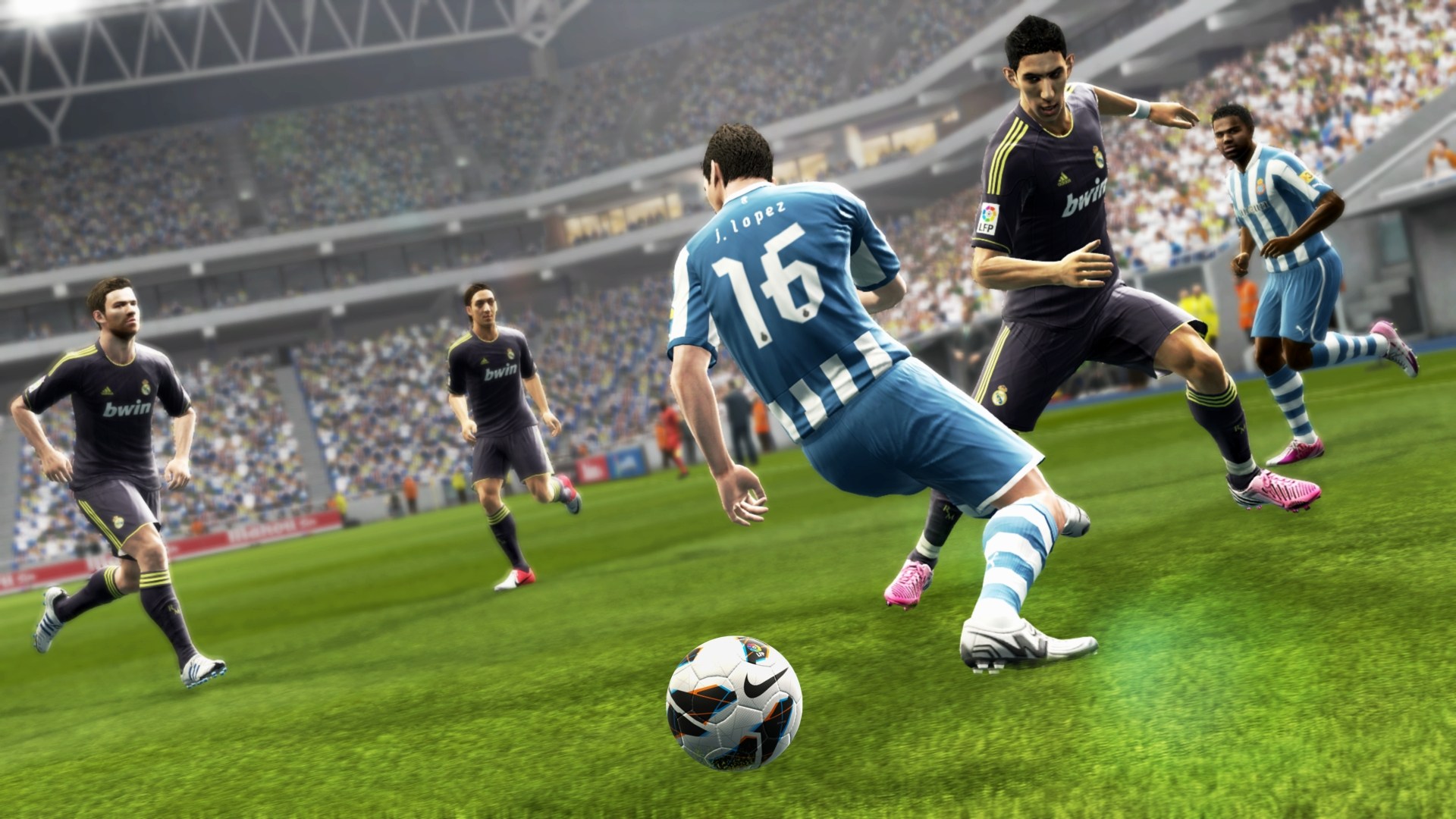 Играть в футбол фифа. Pro Evolution Soccer 2013. Pro Evolution Soccer 2013 ps3. Pro Evolution Soccer 2013 Xbox 360. PLAYSTATION 3 игры PES 2013.