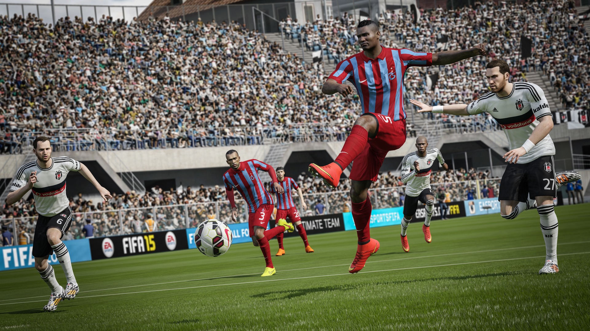 fifa15_xboxone_ps4_turkeysuperlig_besiktas_vs_trabzonspor_wm